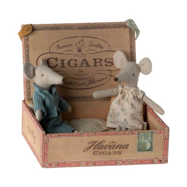 Maileg Mum Dad Mice Cigarbox